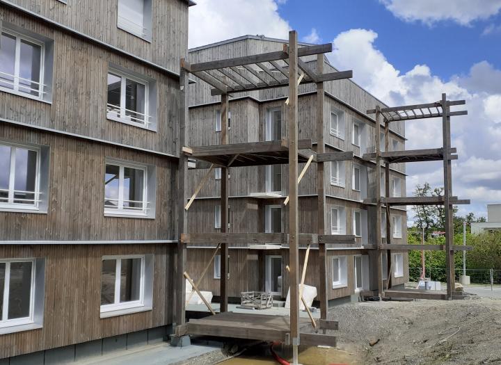 2 mai 2024_pose des terrasses bois 