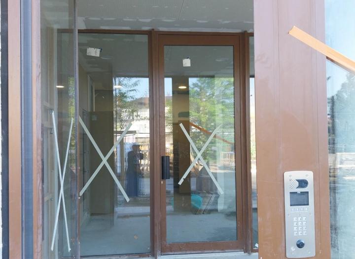 avril 2025_porte accès BAT A